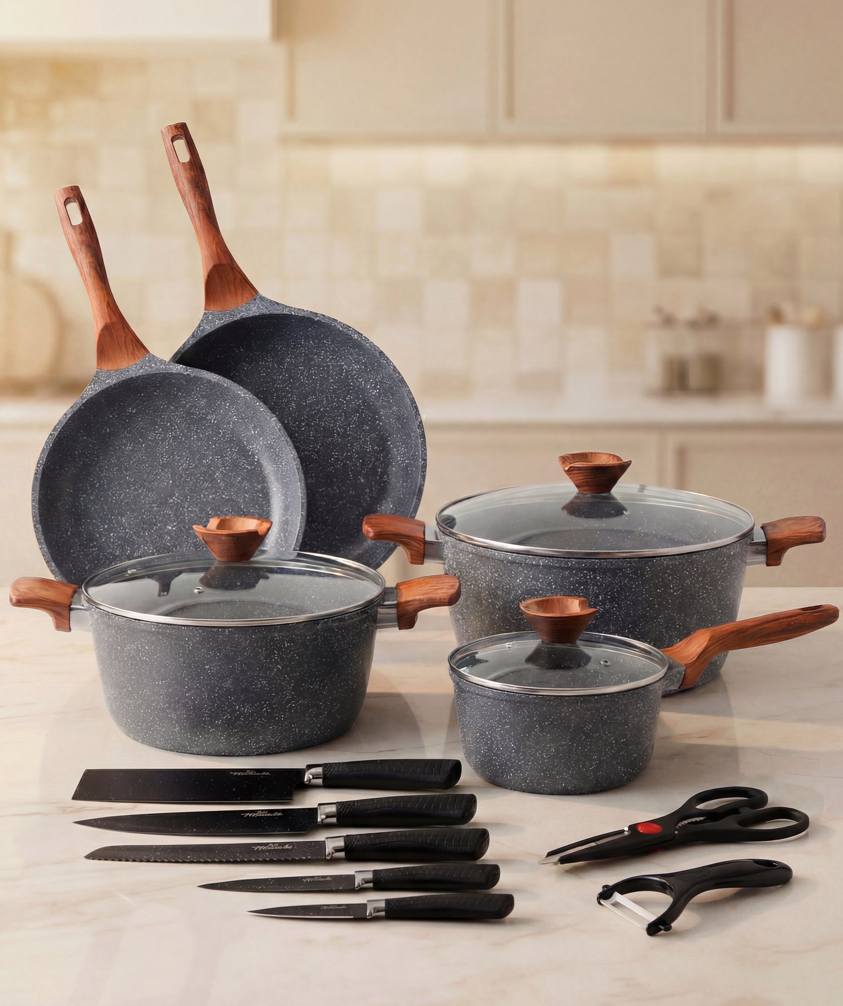 Batería de cocina Amalfi  (8 unidades) con juego de 5 cuchillos, tijeras y pelador de verduras